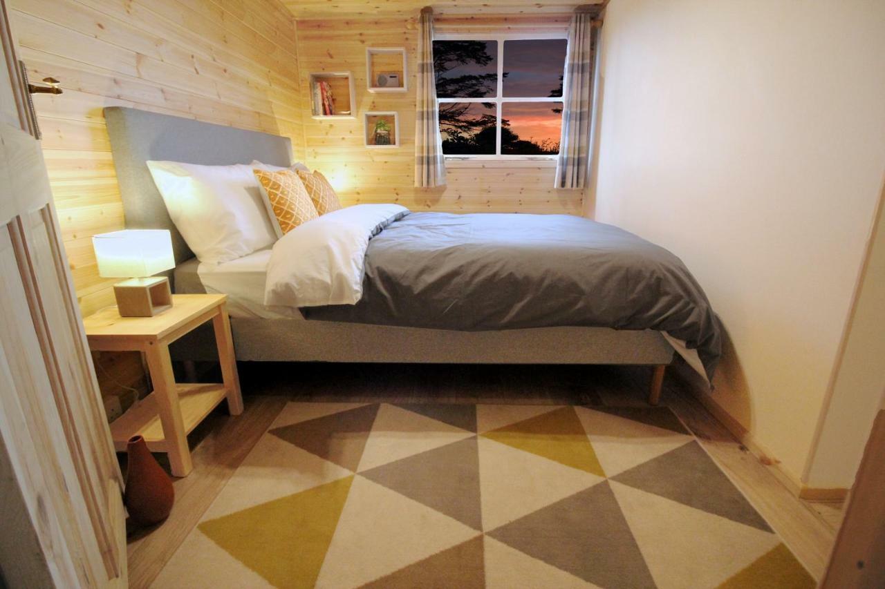 Scandi Cabin On A Hill, With Stunning Panoramic Views Ludgvan Экстерьер фото