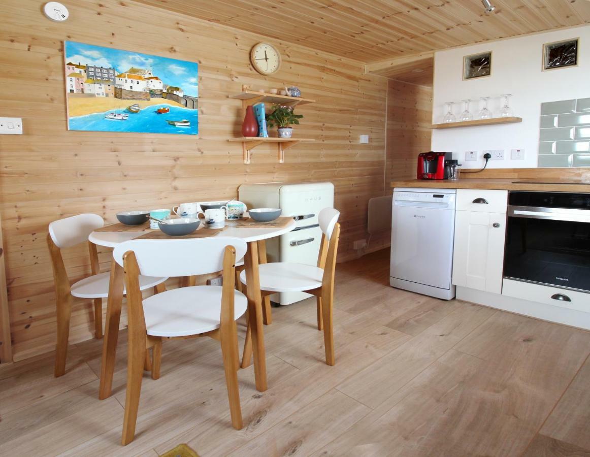 Scandi Cabin On A Hill, With Stunning Panoramic Views Ludgvan Экстерьер фото